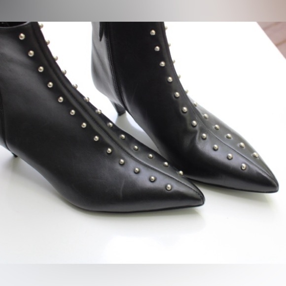 Nine West studded booties - Picture 8 of 9